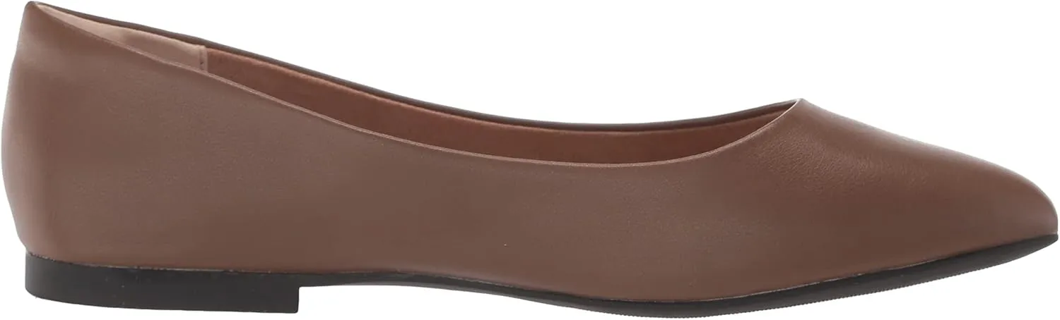 Amazon Essentials Women's Pointed-Toe Ballet Flat