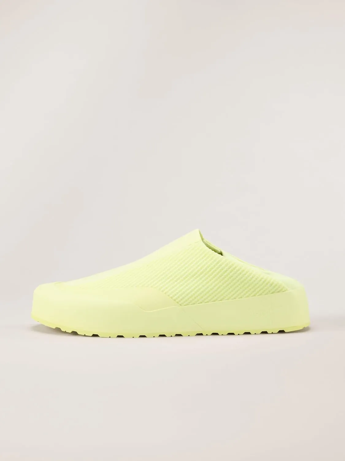 Arc'teryx Women’s Kragg Shoe - Lightweight Pull-On Shoe for Quick Approaches, Everyday Casual Shoes