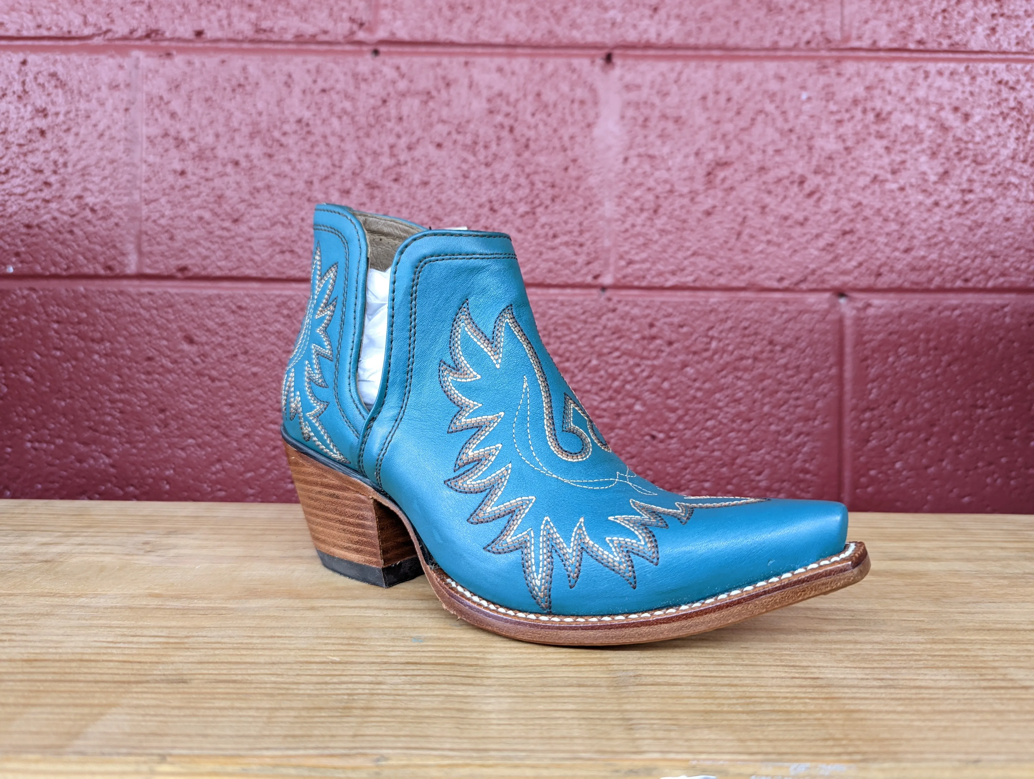 Ariat Women's Dixon Western Boot