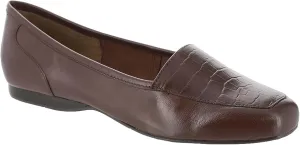 ARRAY Women’s Freedom Leather Slip-On Dress Flat