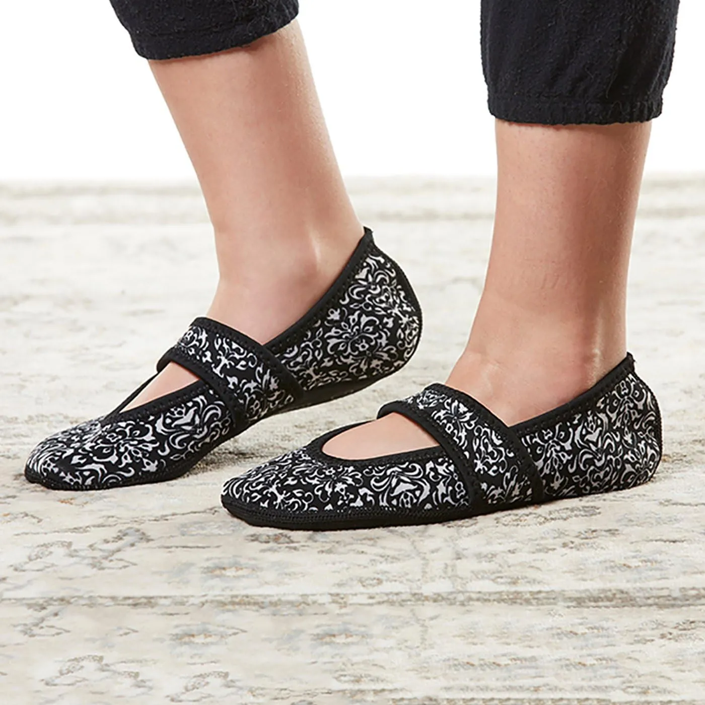 Betsy Lou Women's Slippers, Foldable, Flexible Flats, Slipper Socks, Travel Slippers, Exercise Shoe, Dance Shoe, Yoga Socks, House Shoes, Indoor Shoes