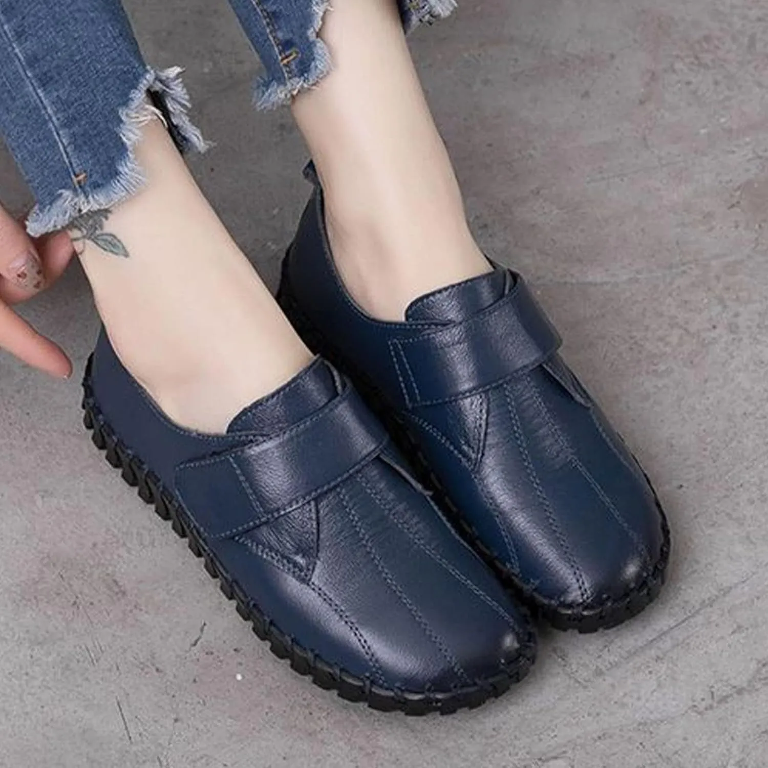 BlackeEight Women's Non Slip Nursing Shoes,Comfy Hand-Stitching Leather Non-Slip Softsole Hook and Loop Casual Walking Loafers