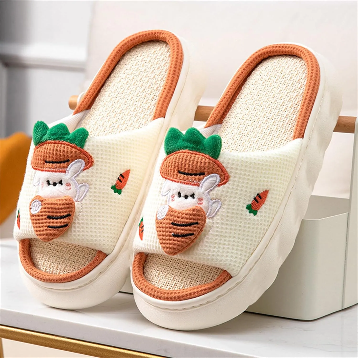 Butterfly cotton and linen slippers Home slippers Men's and women's seasonal slippers Cotton and linen slippers