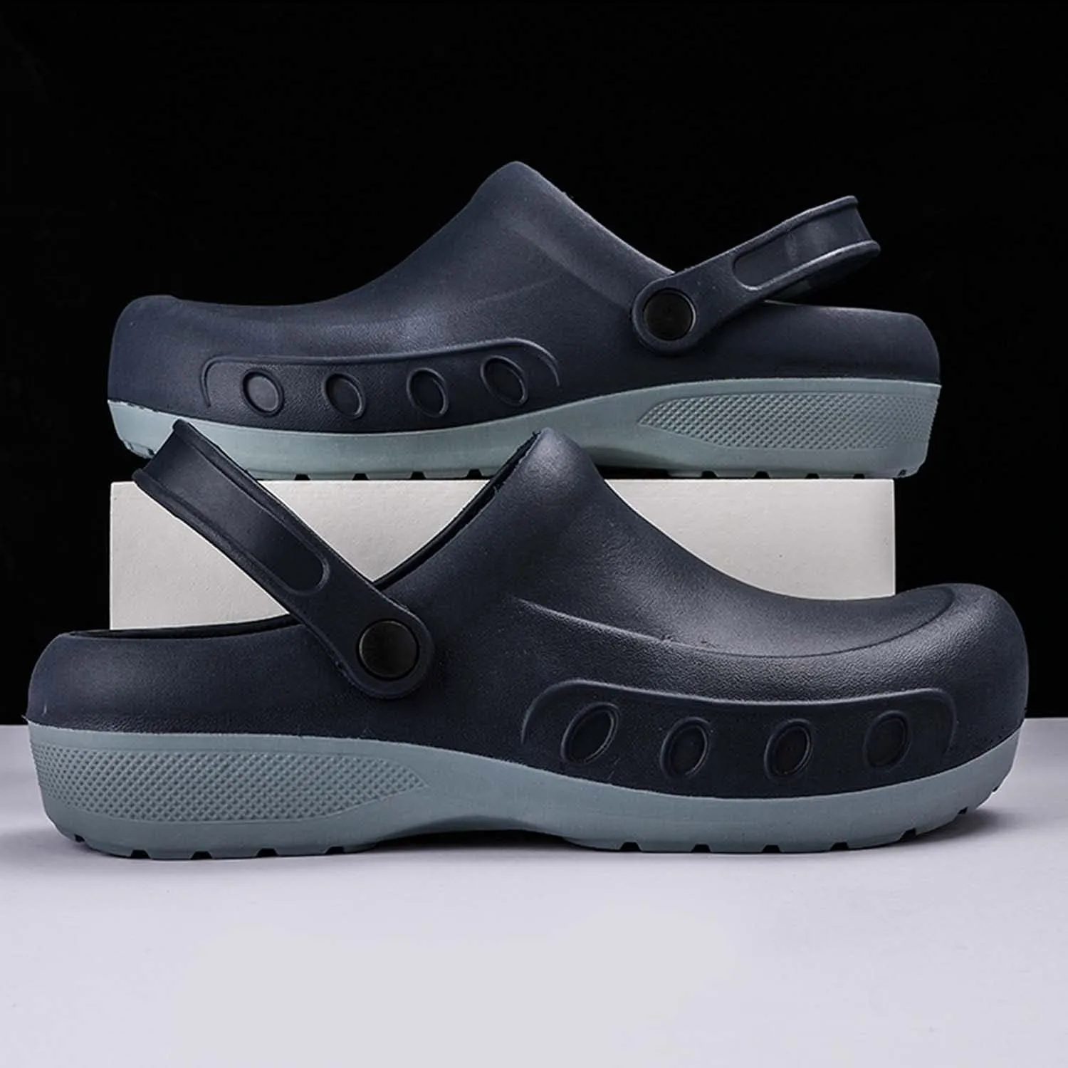 CERYTHRINA Men's Slip Resistant Work Clogs | Chef Clogs | Work Shoes