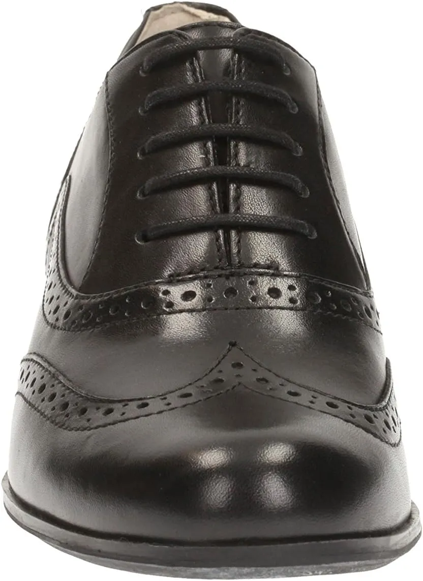 Clarks Women's Derby Lace-Up