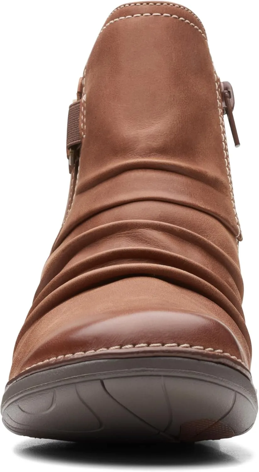 Clarks Women's Un Loop Top Ankle Boot