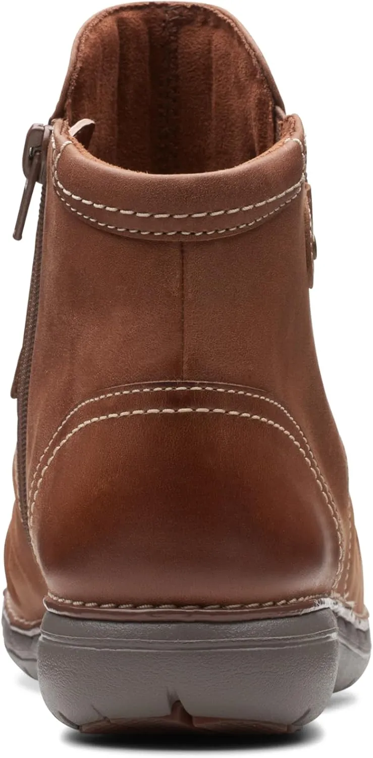 Clarks Women's Un Loop Top Ankle Boot