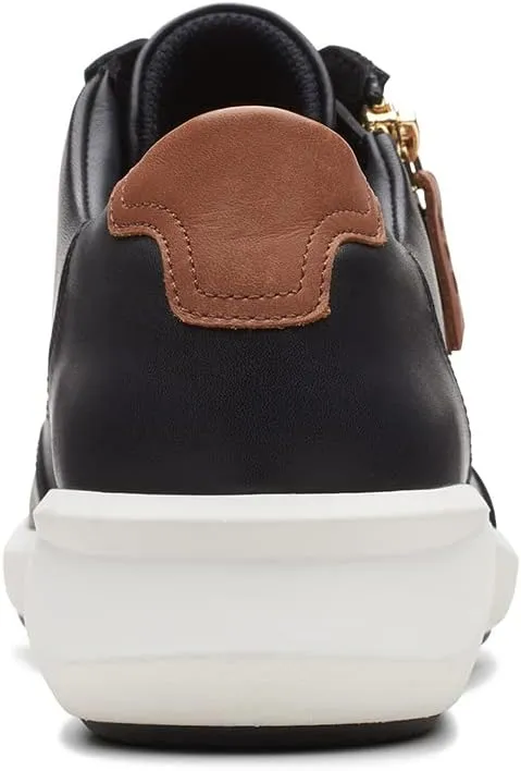 Clarks Women's Un Rio Zip Sneaker