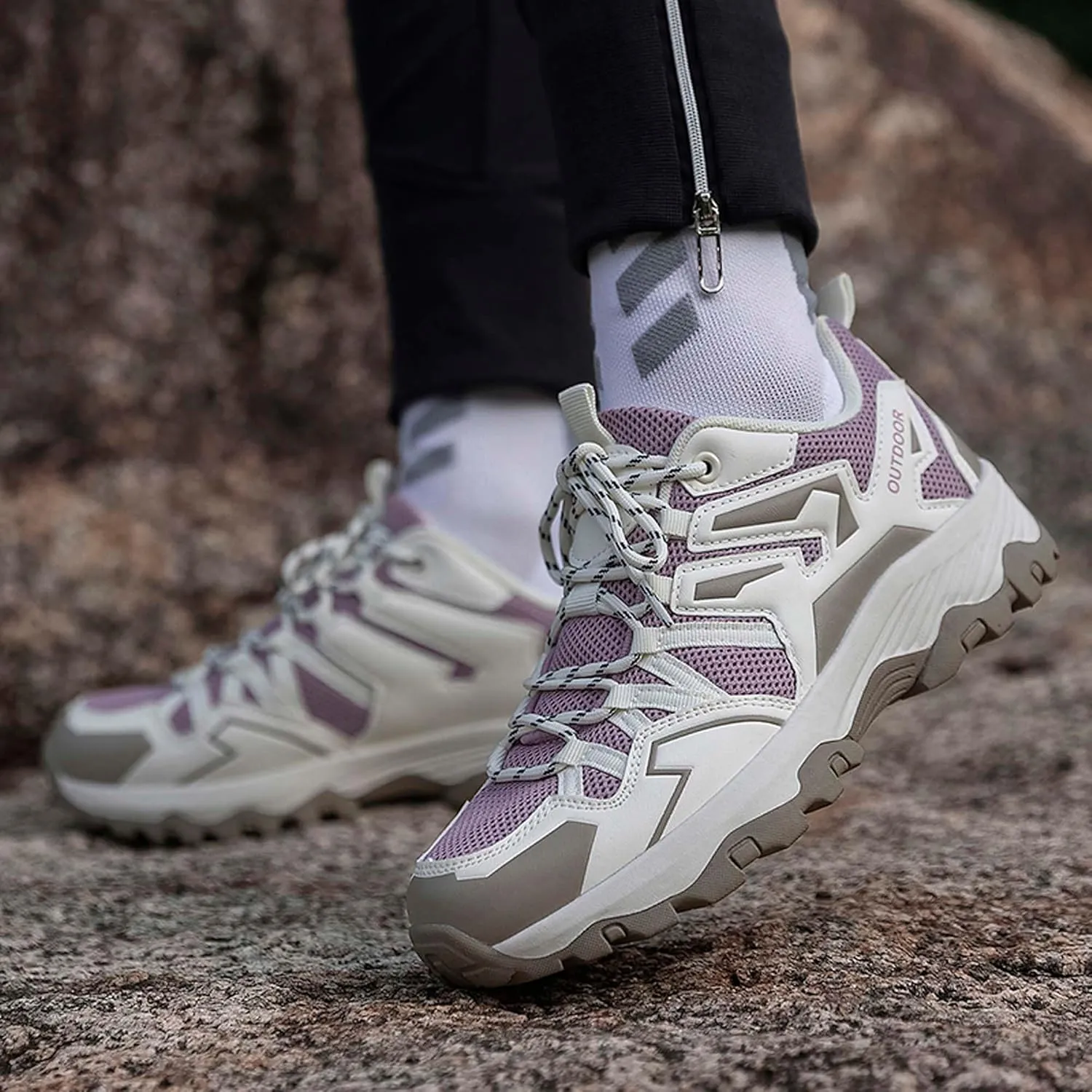 Couple Outdoor Mountaineering Boots, Muddy wading Plush Hiking Shoes, Rubber Sole Breathable Mesh Ankle Shoes, Casual and Fashionable Travel Boots, Anti Slip Sports Shoes