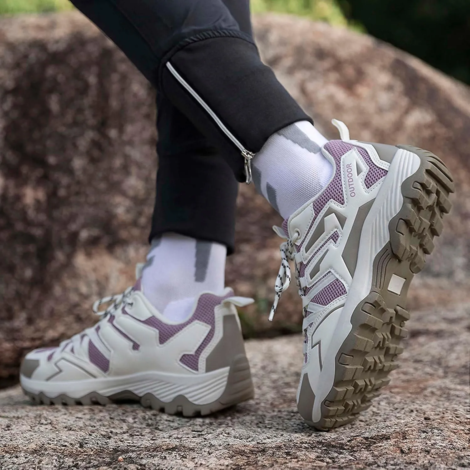 Couple Outdoor Mountaineering Boots, Muddy wading Plush Hiking Shoes, Rubber Sole Breathable Mesh Ankle Shoes, Casual and Fashionable Travel Boots, Anti Slip Sports Shoes