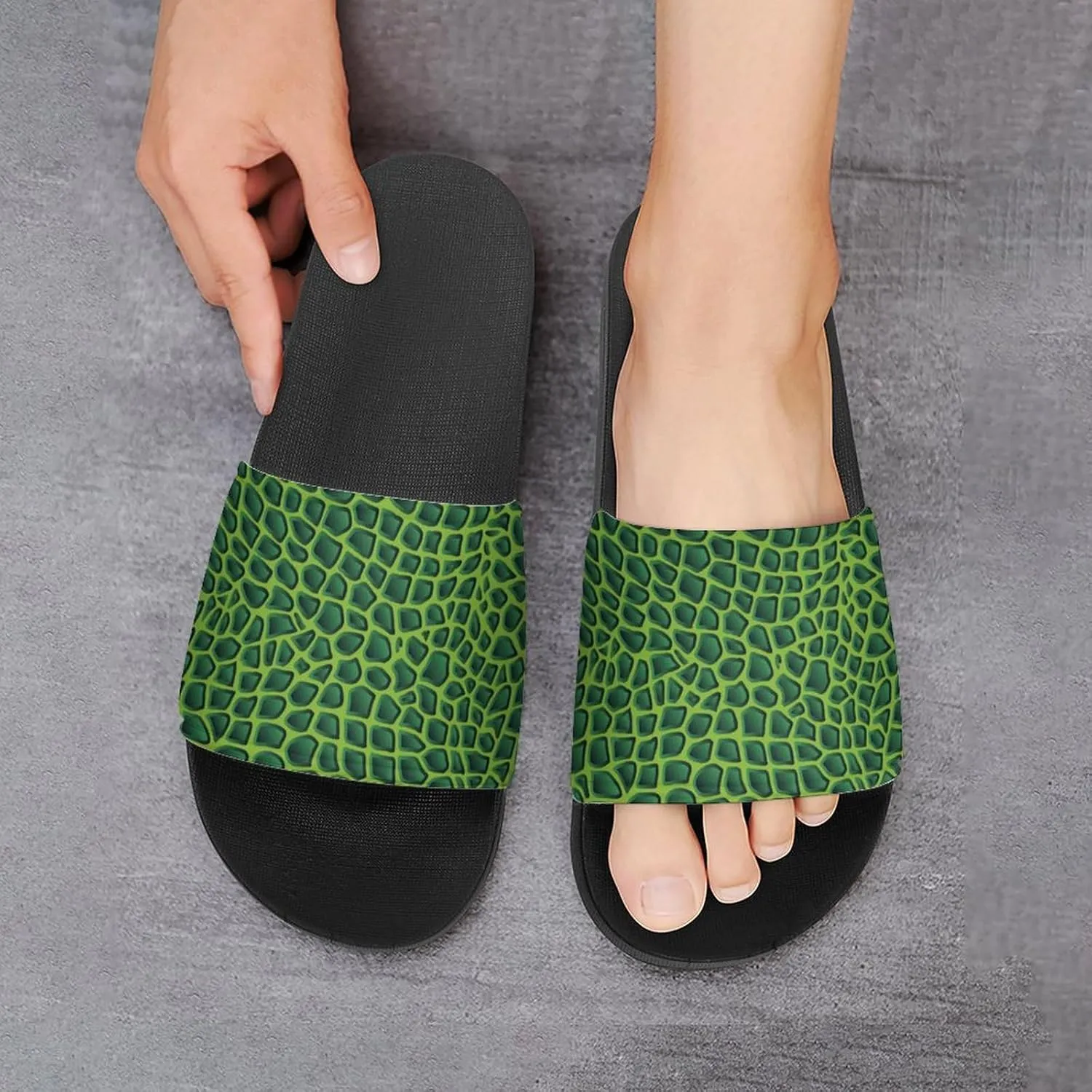 Crocodile Alligator Print House Slippers for Women Men Shower Slides Bathroom Sandals