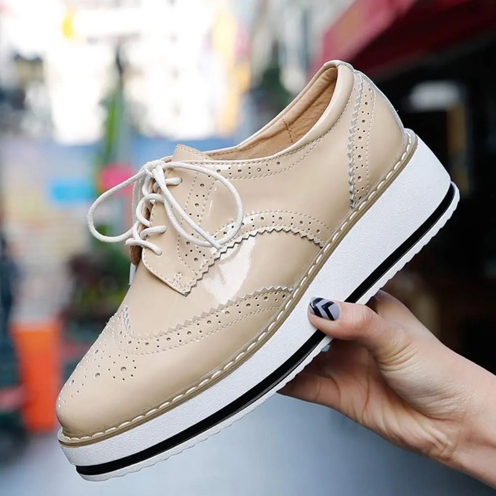 DADAWEN Women's Platform Lace-Up Wingtips Square Toe Oxfords Shoe