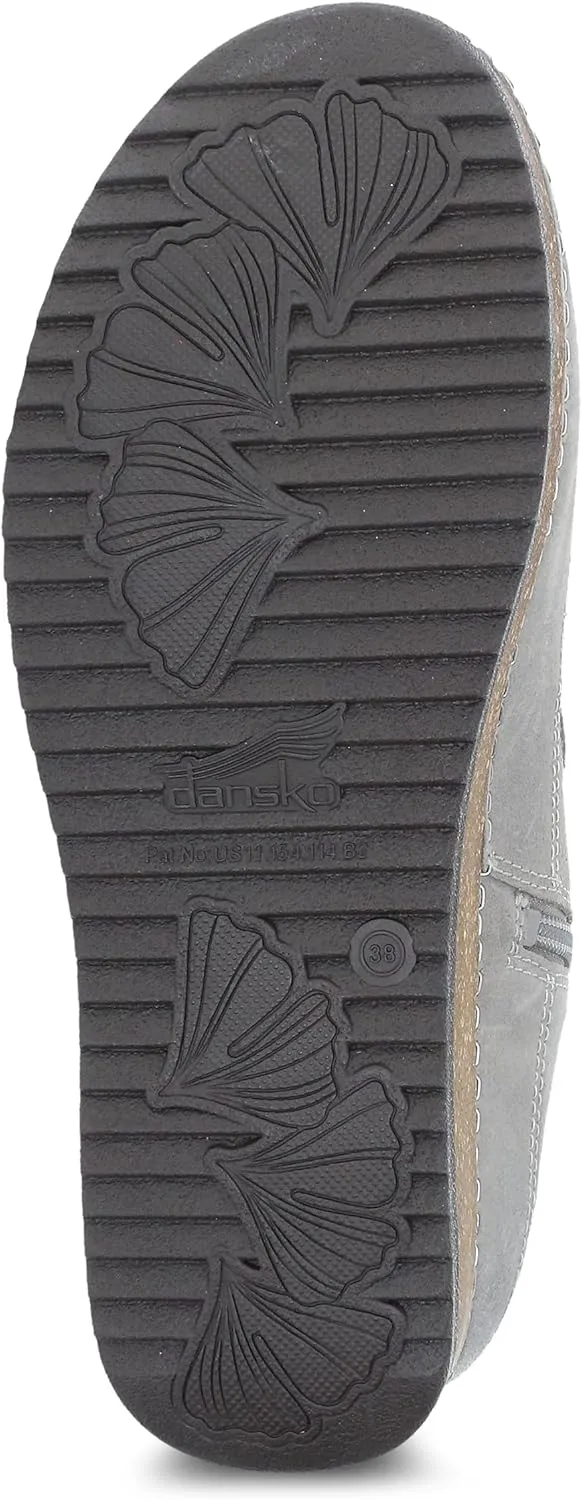 Dansko Women's Mitzy Boot - Lightweight Outsole and Durable, Comfortable Ride on Patented Stapled Construction - Faux Fur Collar and Inside Zip