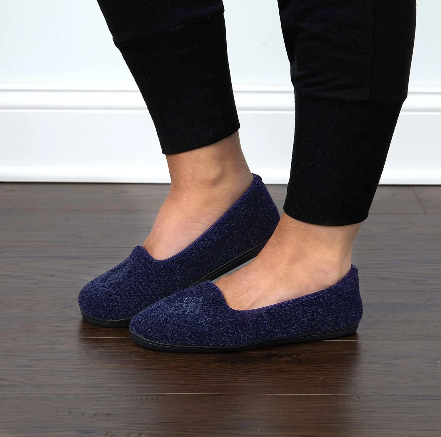 Dearfoams Women's Cozy Memory Foam Indoor Rebecca Closed Back House Ballet Slipper with Wide Widths