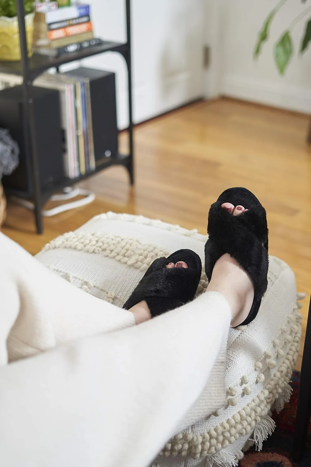 Dearfoams Women's Jessica Furry Cross Band Slide Slipper