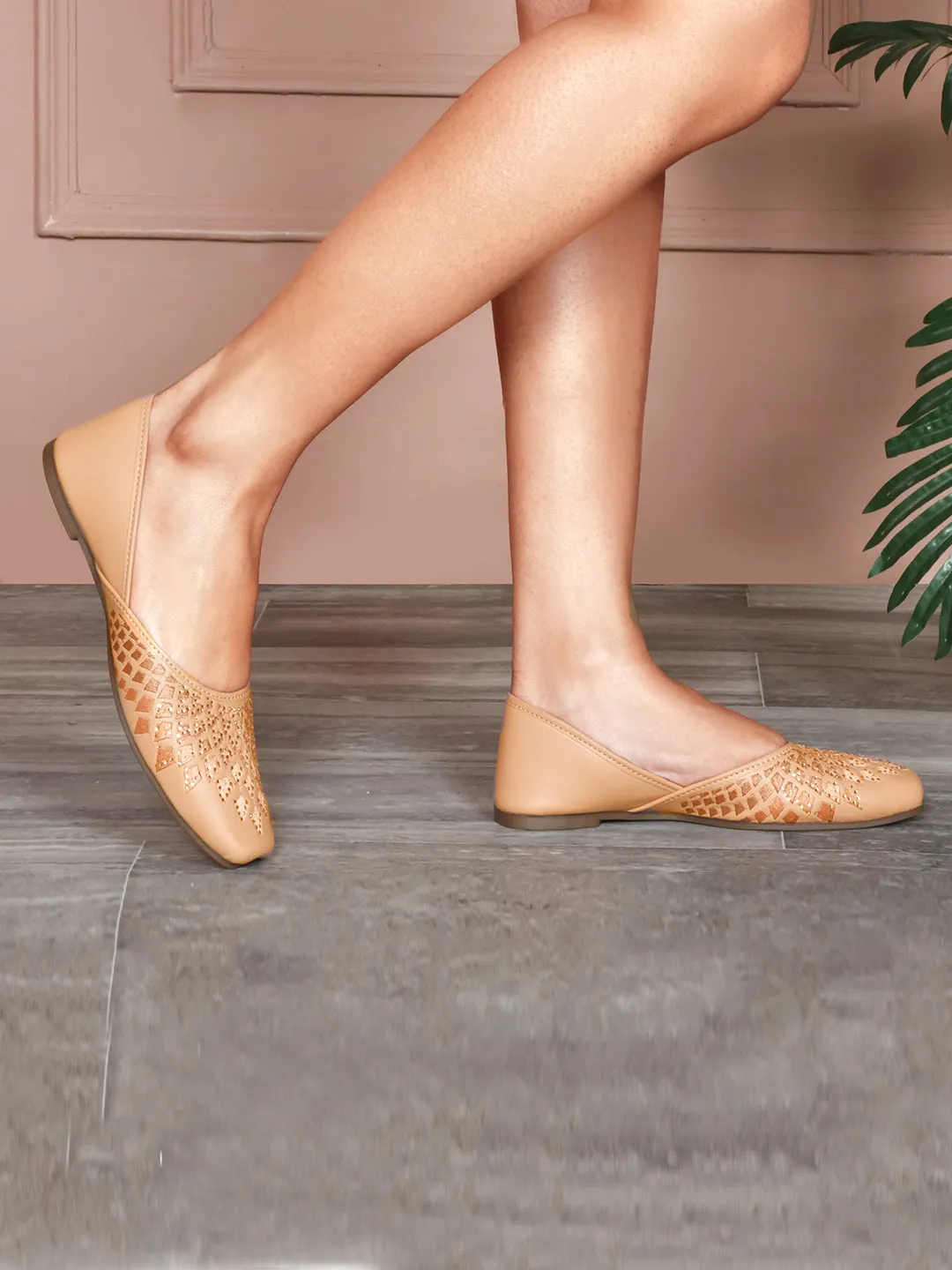 Embellished Slip-On Flat jutti