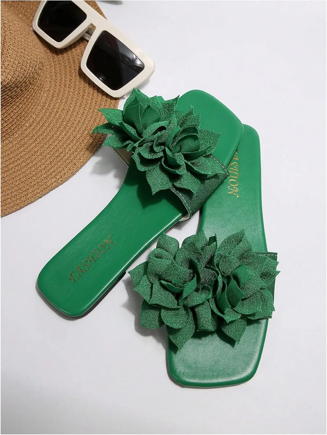 GORGLITTER Women's Flower Applique Flat Sandals Slip on Slide Dressy Vacation Sandals