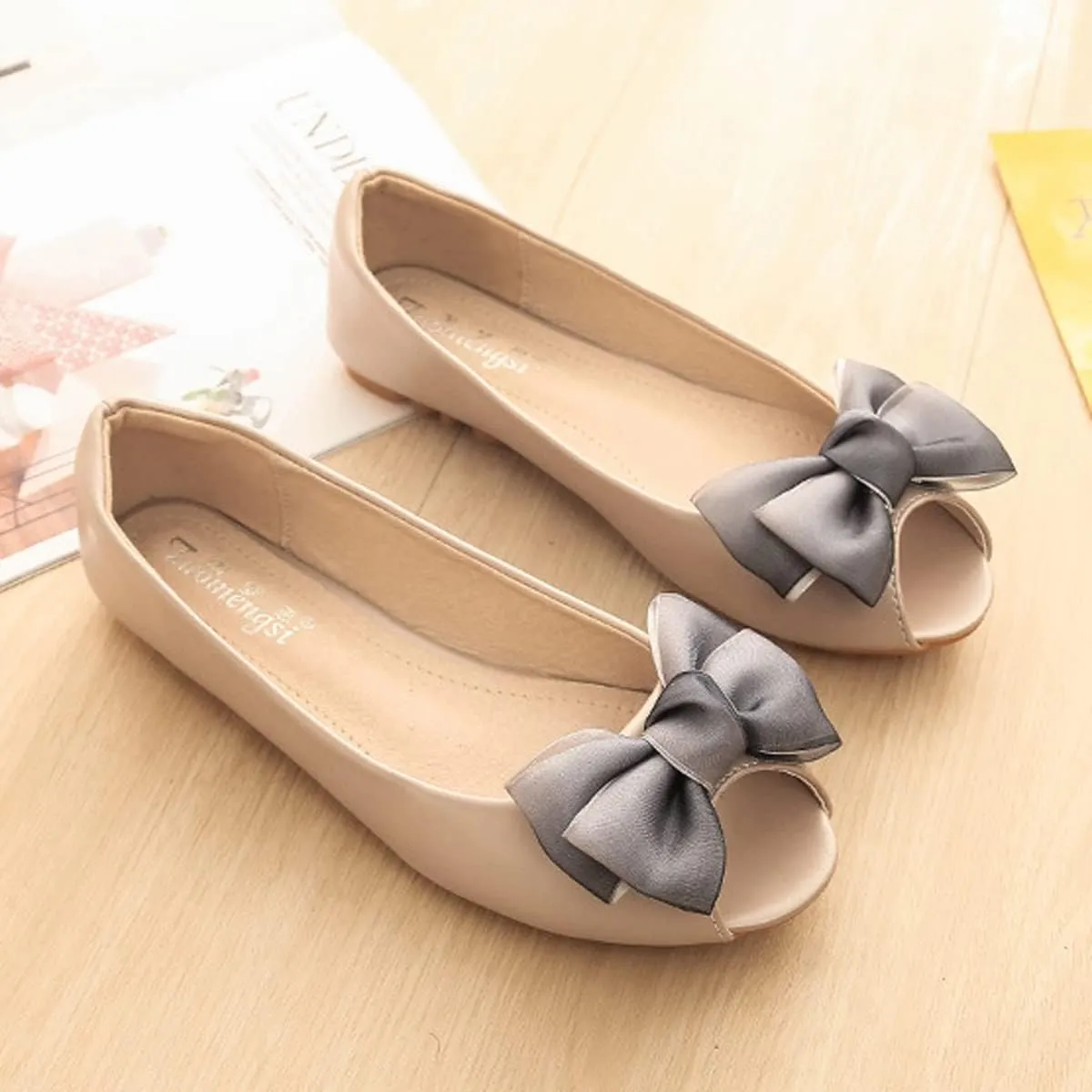HuangTaiJi Qing Women's Classy Peep Toe Flats Shoes Bow Comfort Slip on Non-Slip Ballets Walking Shoes for Party Dating