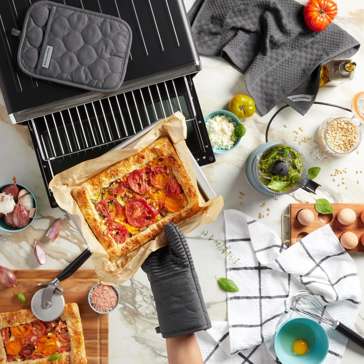KitchenAid Quilted Cotton Terry Cloth Oven Mitt, Pot Holder Heat Resistant, 16"x26", 7"x13" & 7"x10", Charcoal Grey