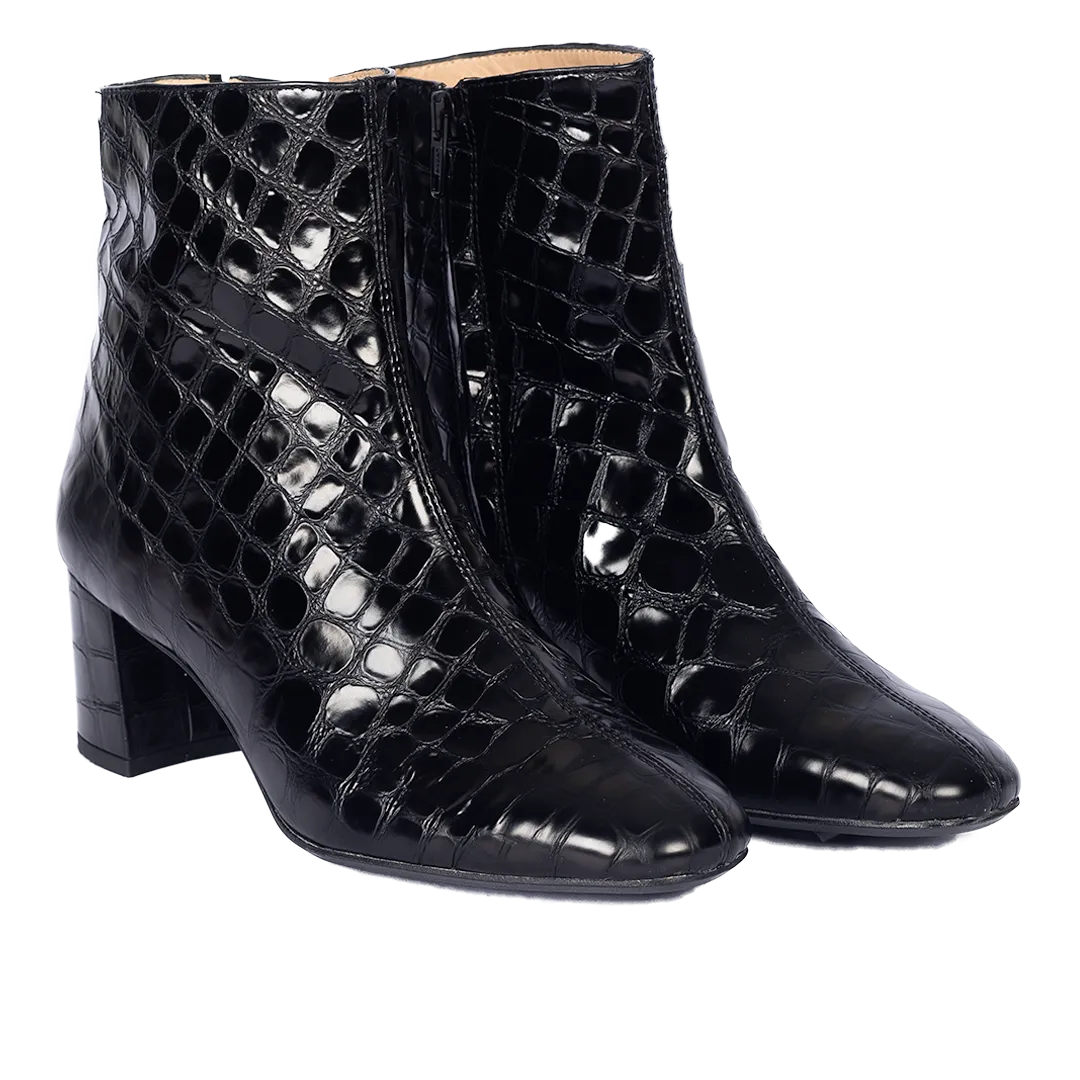 Leather boot