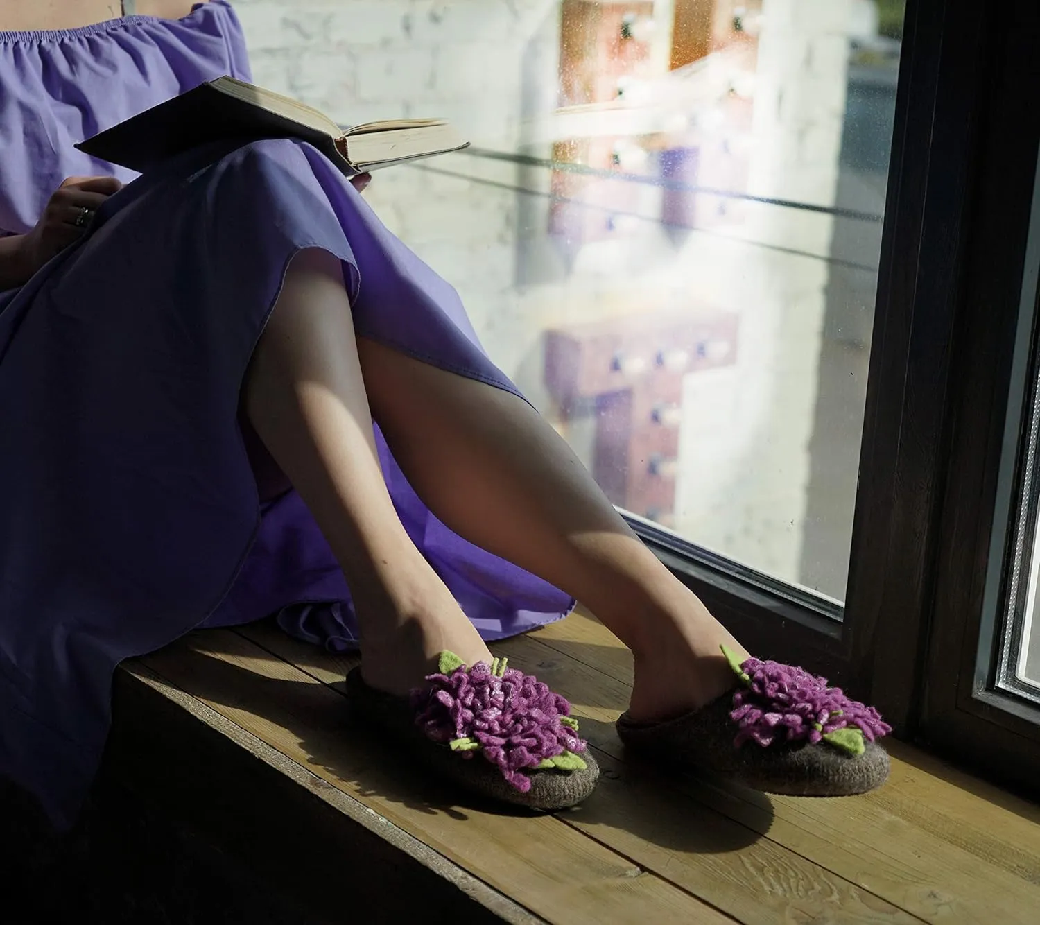 Made For You Women’s Wool Slippers with Handmade Chrysanthemum Flower, Non-Slip Rubber Sole and Arch Support Insole