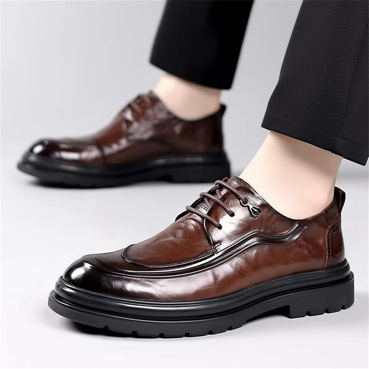 Mens Genuine Leather Lace Up Dress Oxfords Shoes Retro Round Toe Low Cut Loafers Non Slip Lug Sole Casual Business Work Formal Derby Shoes