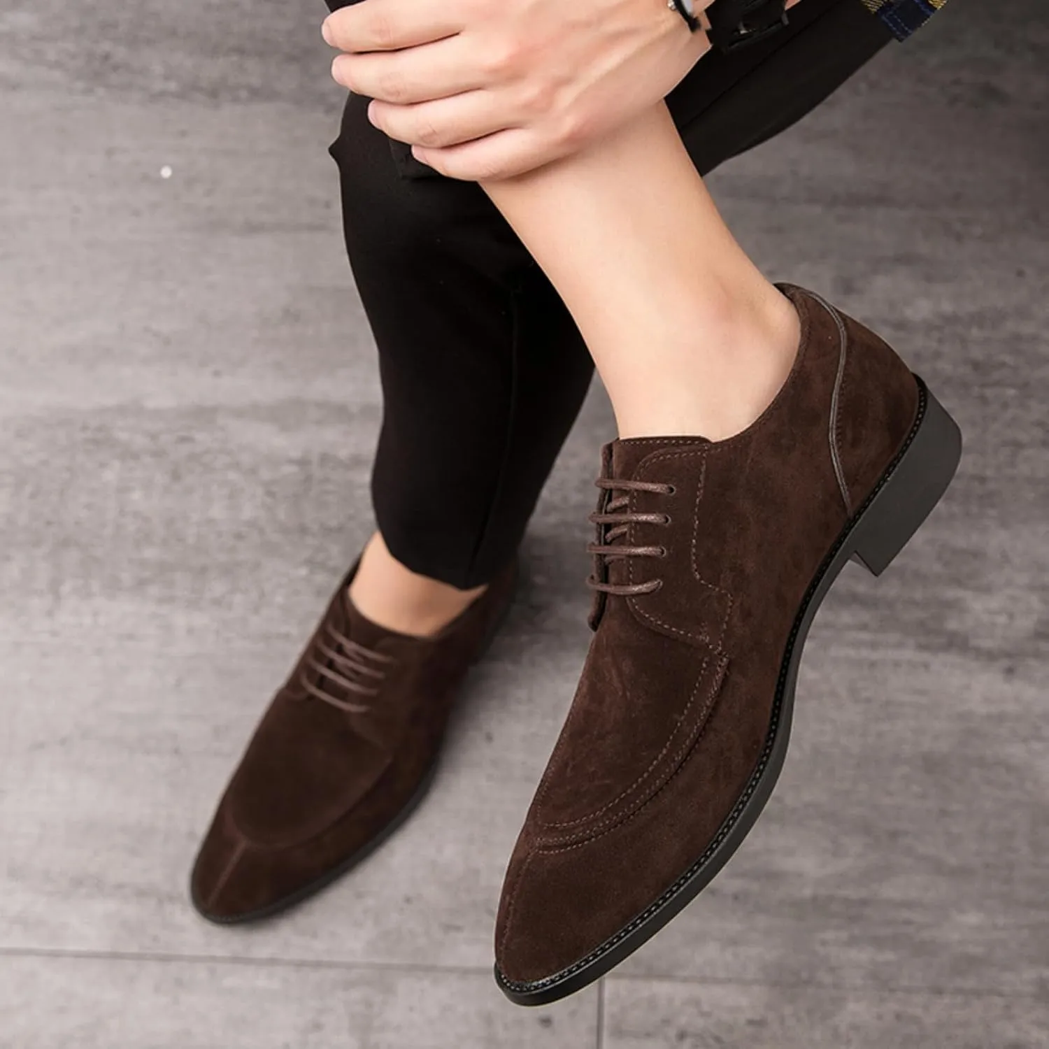 Mens Retro Suede Leather Lace Up Dress Oxfords Shoes Classic Slip On Low Top Pointed Toe Non-Slip Flats Derby Shoes for Formal Business Wedding (Coffee Color,6)