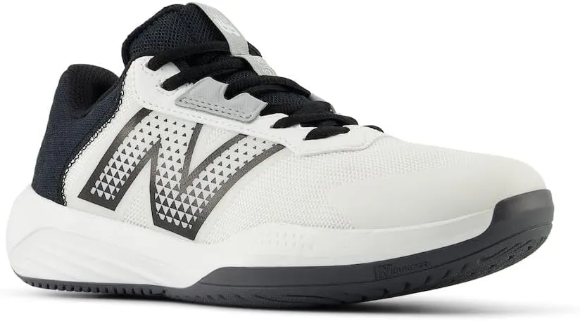 New Balance Women's 696 V6 Tennis Shoe