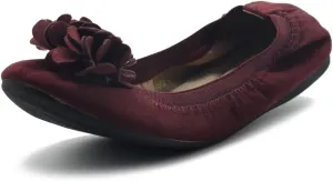 Ollio Women's Shoes Faux Suede Decorative Flower Slip On Comfort Light Ballet Flat