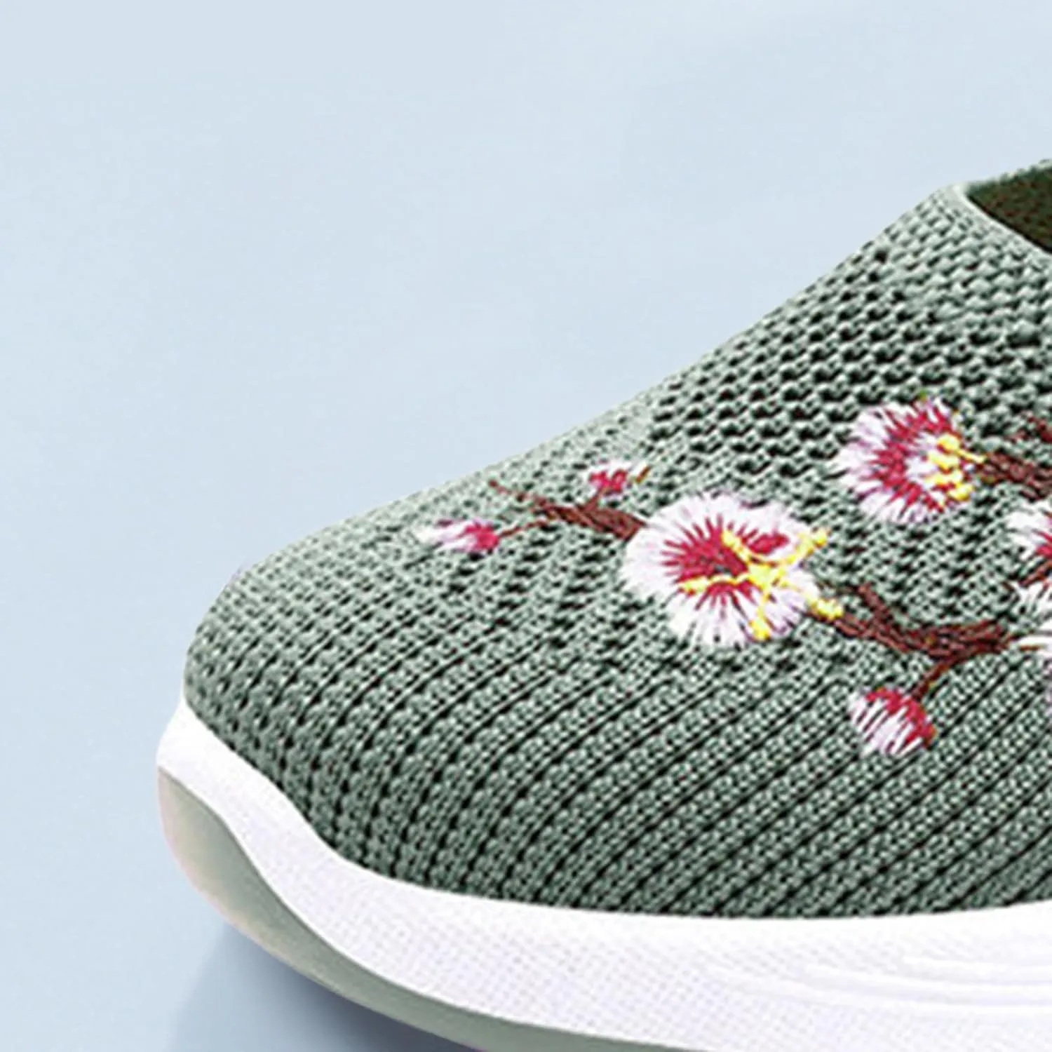Orthopedic Shoes for Women Flower Embroidered Slip On Casual Woven Flat Loafers Breathable Soft Shoe Diabetic Walking Sneakers Comfortable Non Slip Work Sneaker with Arch Support