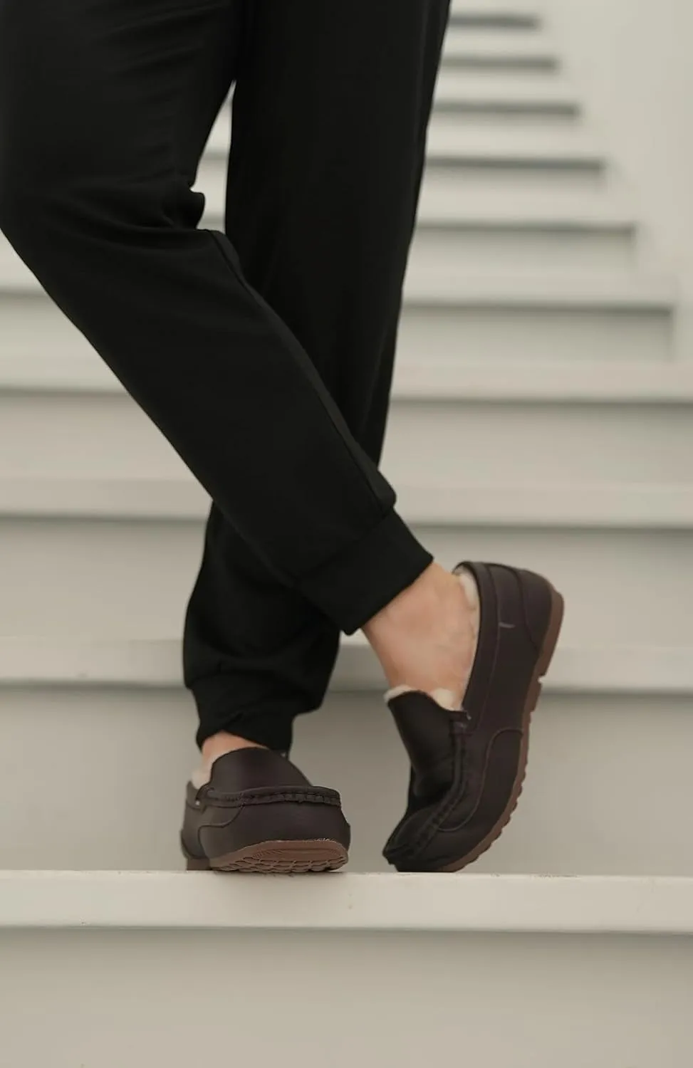 Parfeying Men's Indoor Outdoor Sheepskin Moccasins Slippers Memory Foam Driving Style Shoes