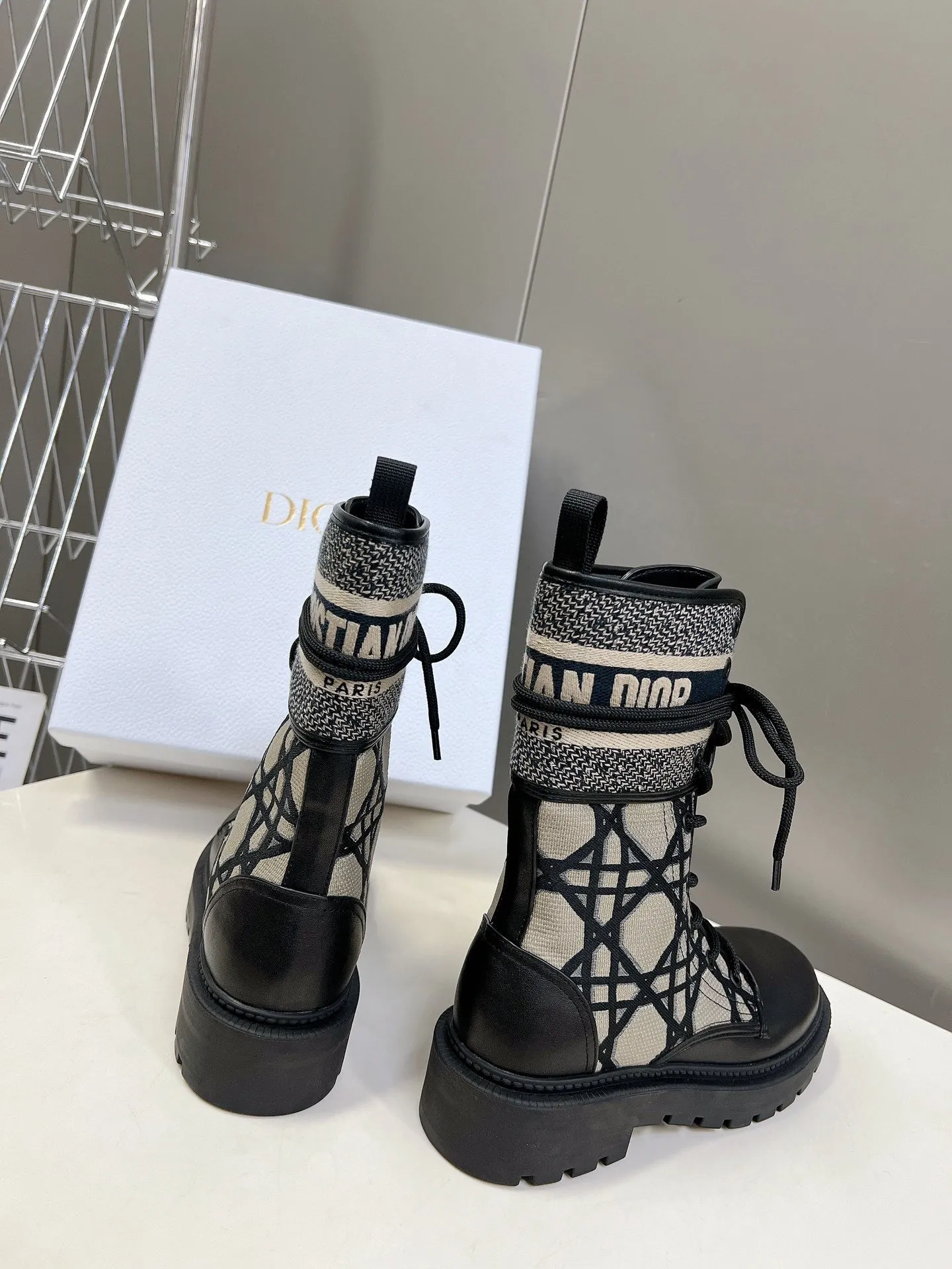 SE1262 D-Major Ankle Boot / Size5-10