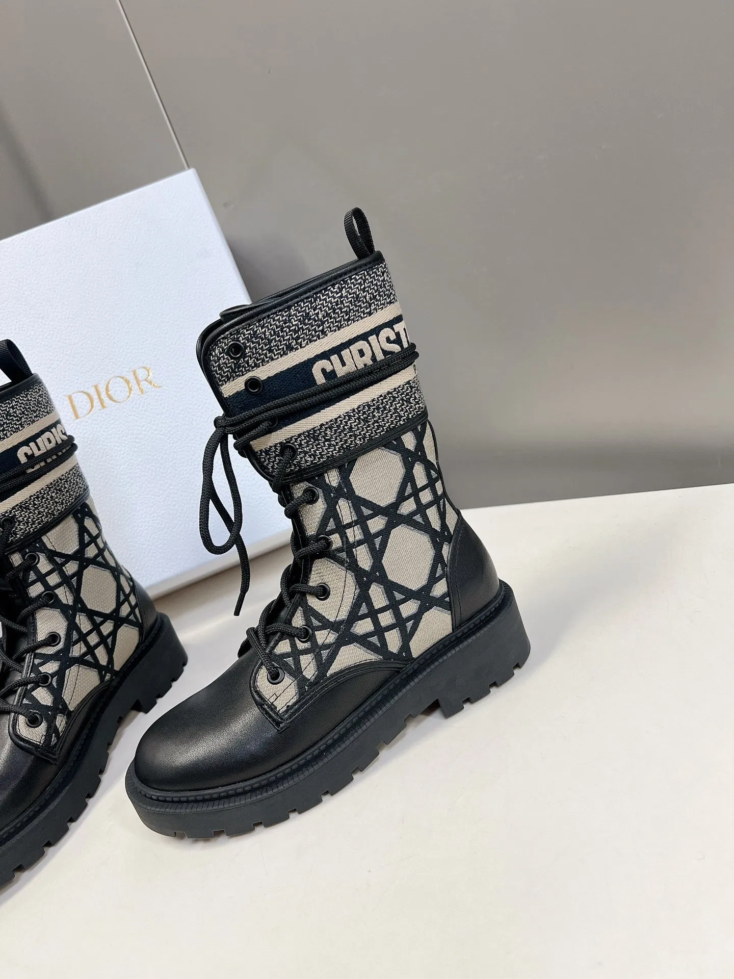 SE1262 D-Major Ankle Boot / Size5-10