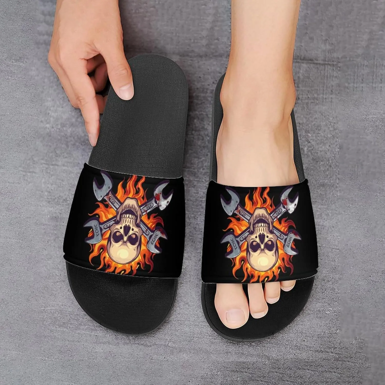Skull Wrench Flames Mechanic Slippers for Women Men Anti-Slip Shower Slides Open Toe Slippers for Home Outdoor Beach