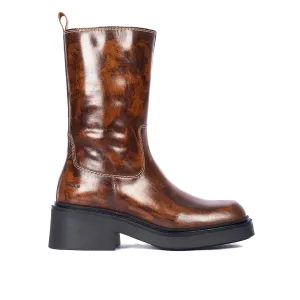 Square toe chunky boot