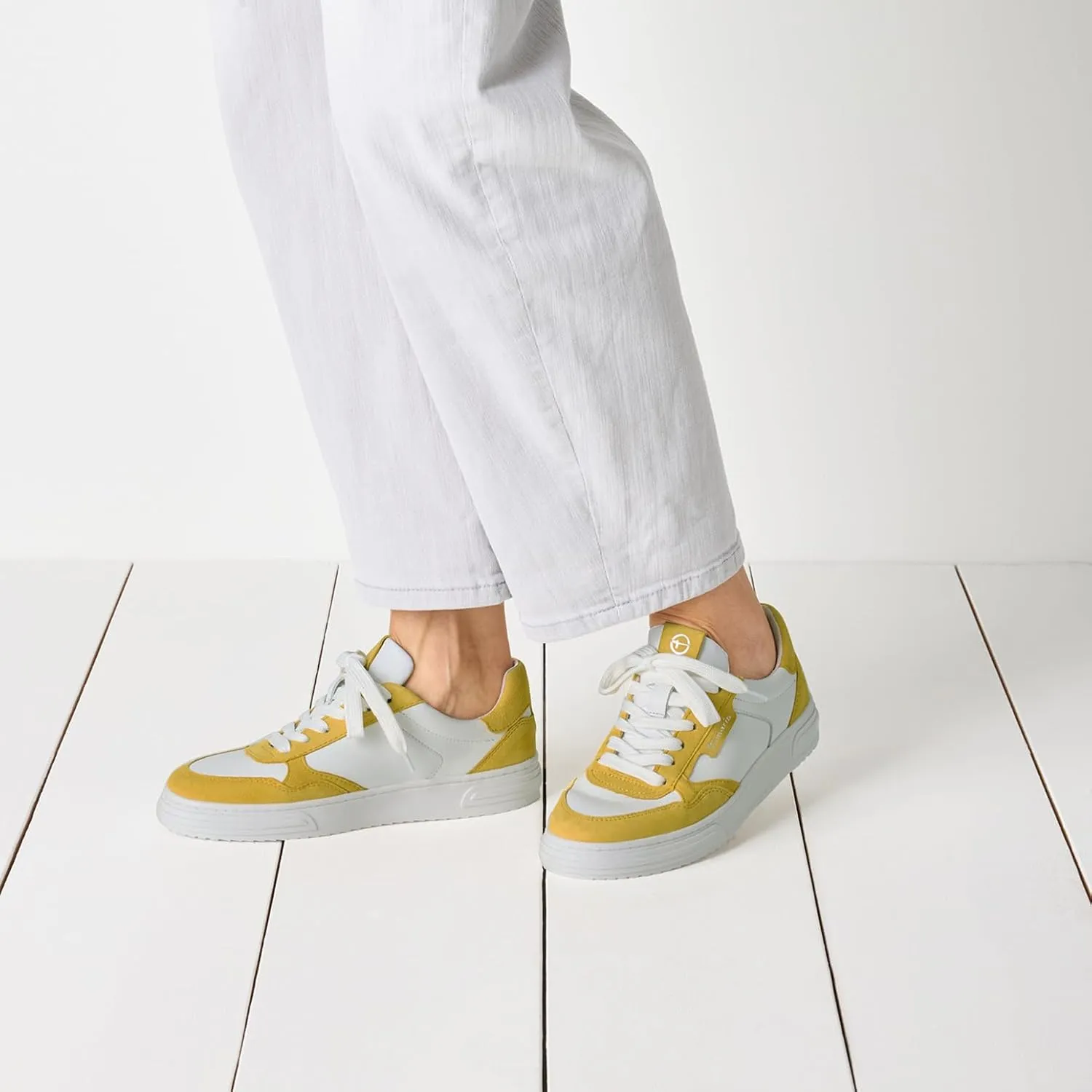 Tamaris Women's Low Trainers Lace-up