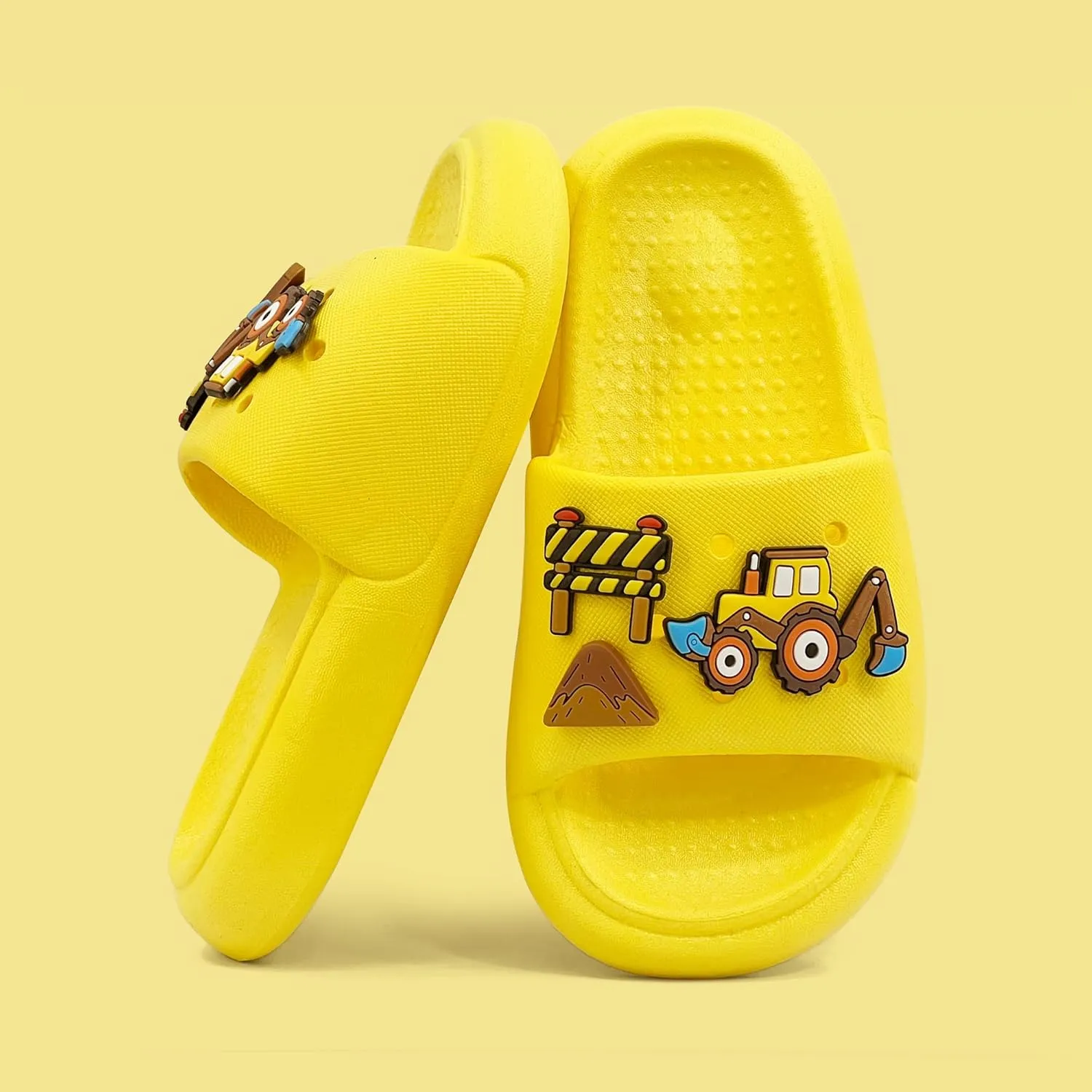 Toddler Slides Slippers Boys & Girls Slide Sandals for Kids Cute Cartoon Open Toe Sandals Compfy Shower Slippers Beach Garden Shoes 4 in 1 with 3 pair of Shoes Decoration Charms