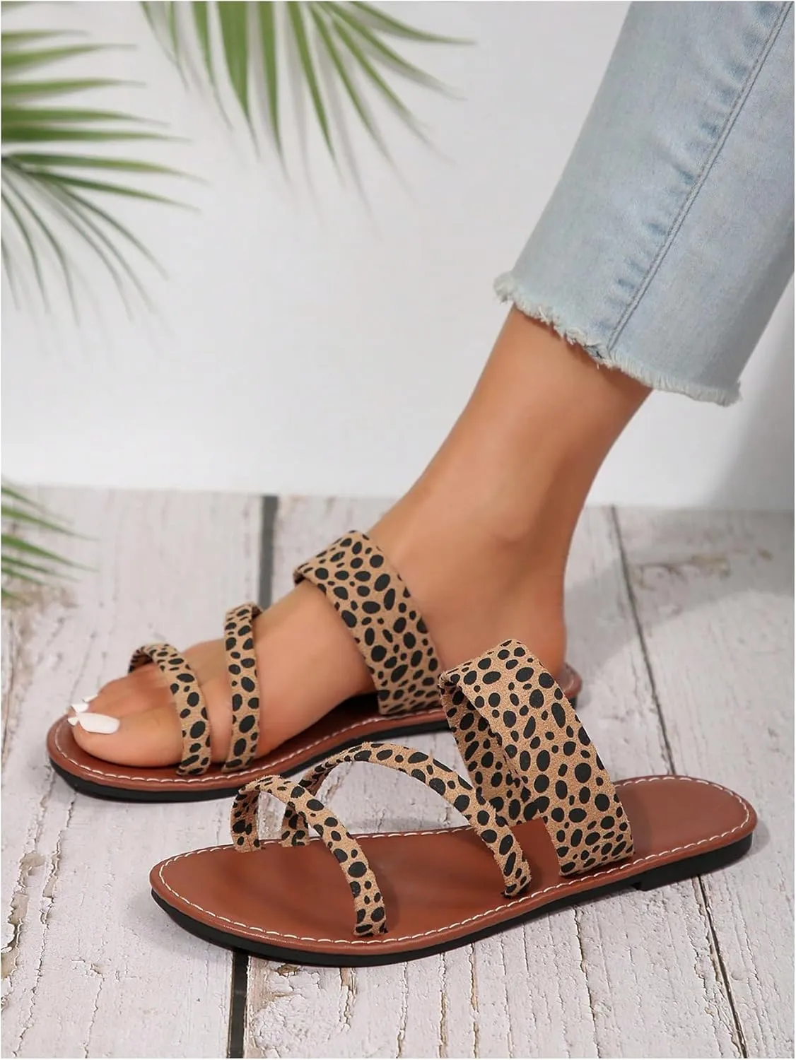 Verdusa Women's Leopard Print Strappy Summer Flat Sandals Slip On Slides