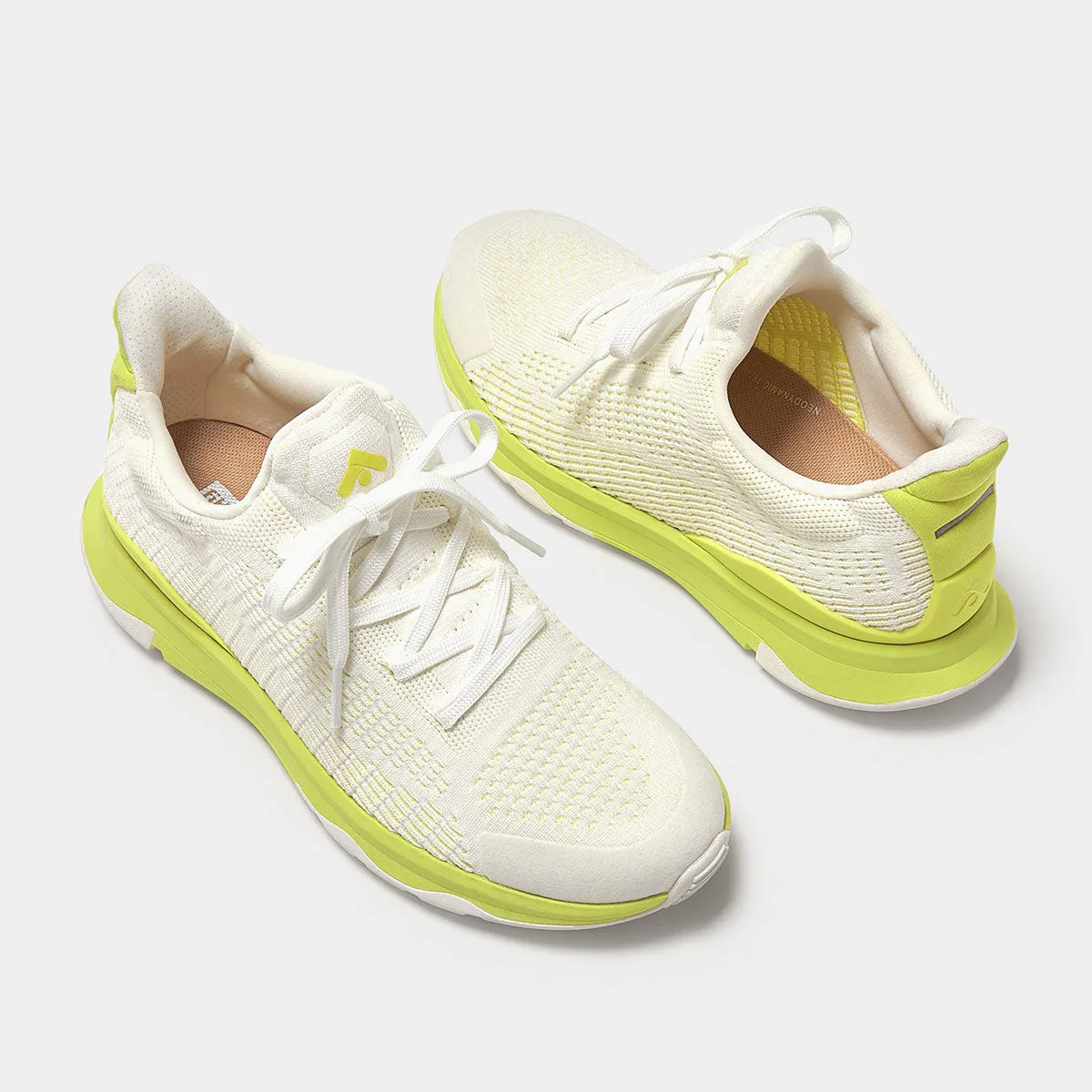 VITAMIN FFX Knit Sports Trainers