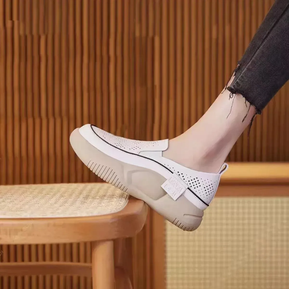 WolffMode Flat Shoes