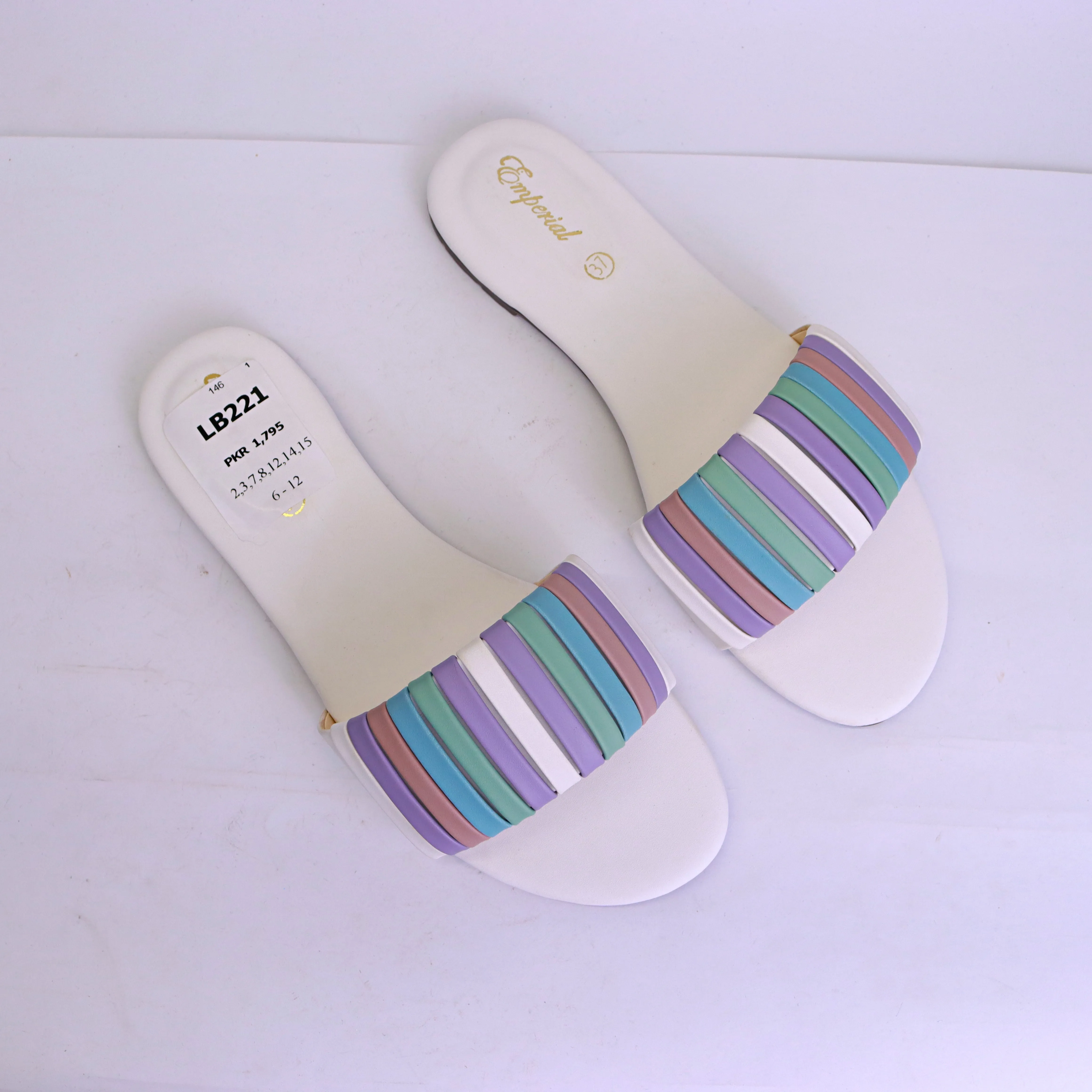 WOMEN FLAT LB221