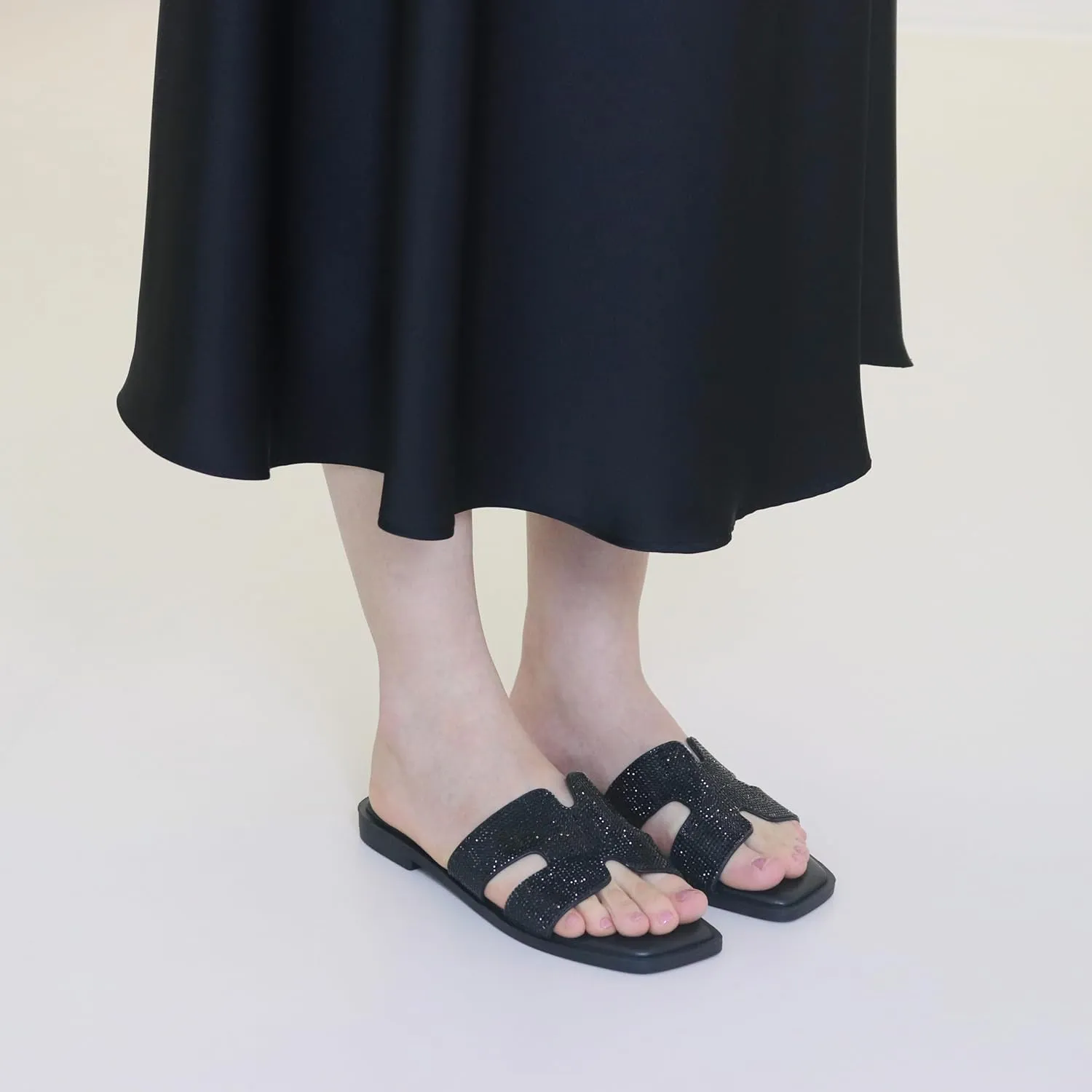 Womens Slip On Flat Sandals Soft Leather Open Toe Slide for Summer Dressy