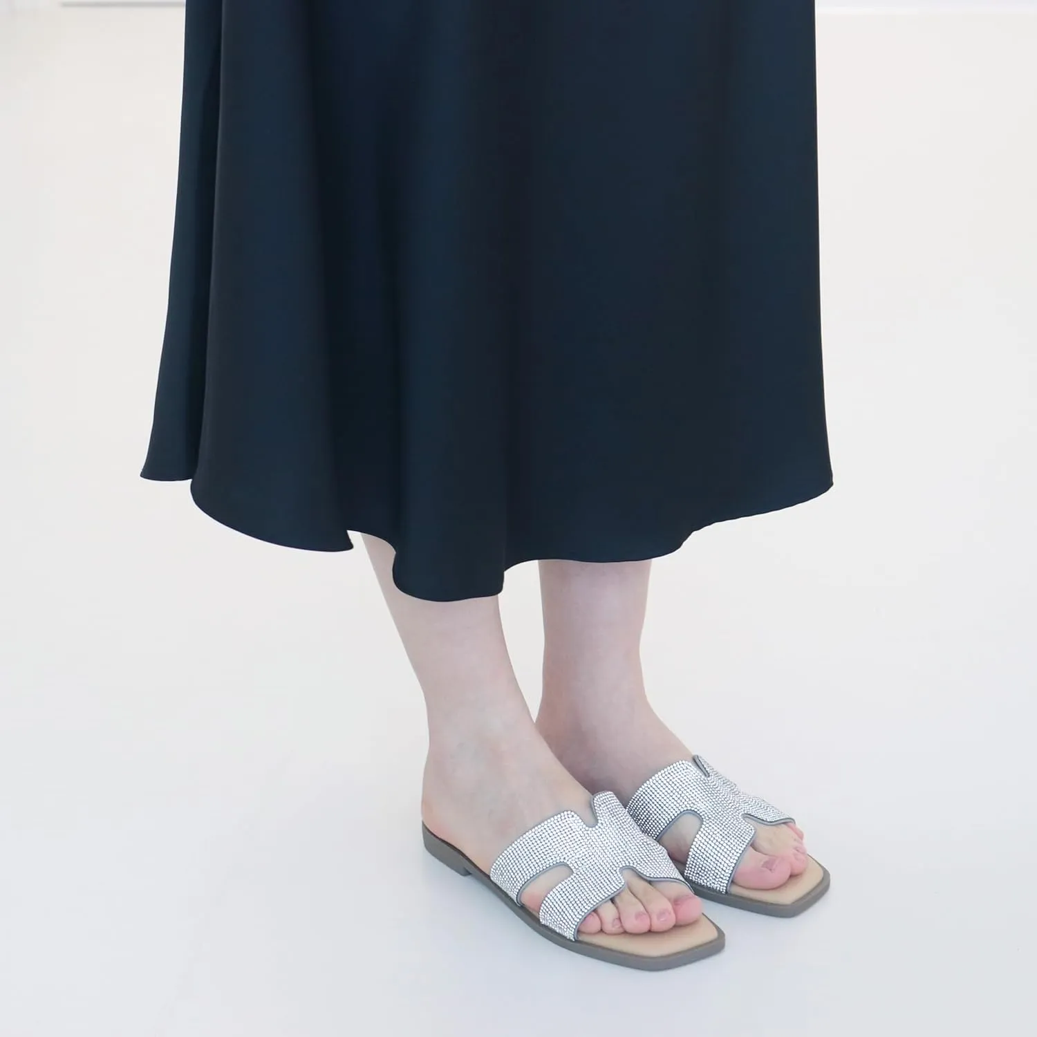 Womens Slip On Flat Sandals Soft Leather Open Toe Slide for Summer Dressy
