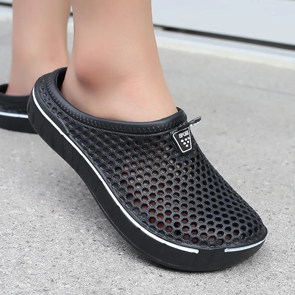 xsby Summer Breathable Mesh Sandals Beach Footwear Anti-Slip Garden Clog Shoes