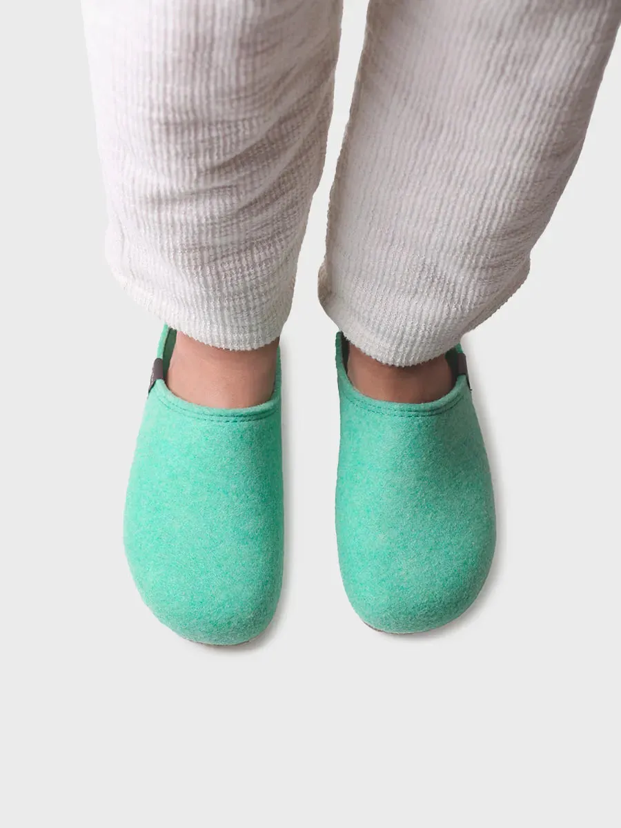 Zapatilla tipo zueco para mujer en fieltro reciclado | MONA-FR